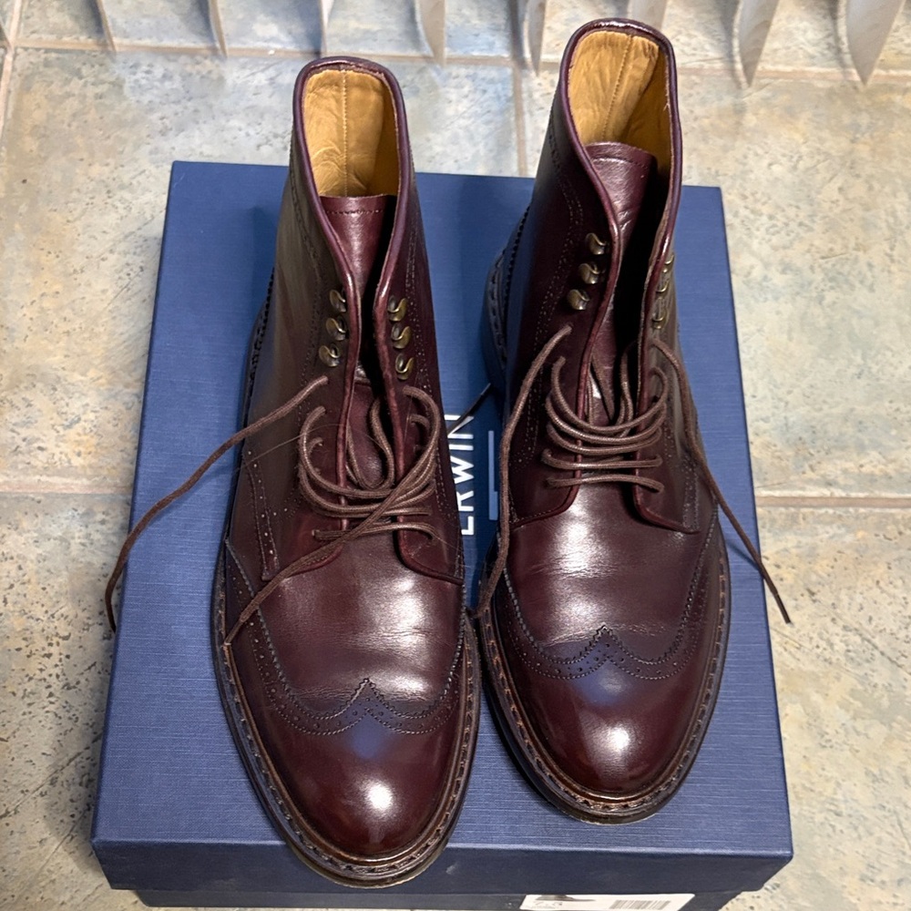 Men's Burgundy Leather Wingtip Lace-Up Boots
